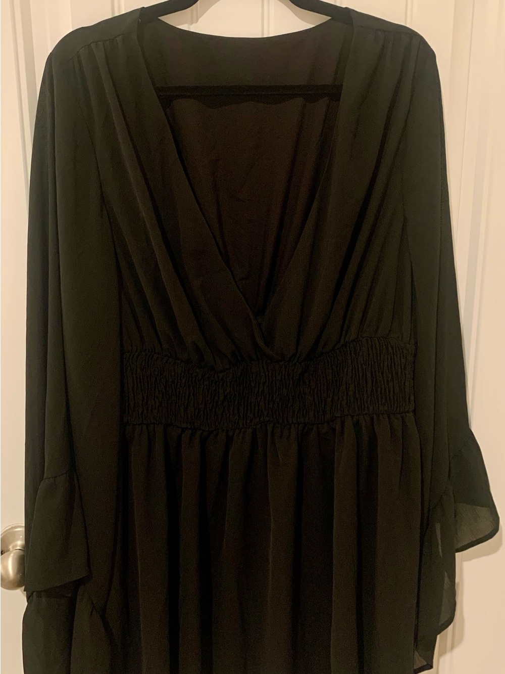Women's Black V-Neck Smocked Waist Dress